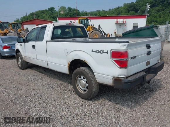 2014 Ford F-150 XL z VIN 1FTFX1EF6EKF63316, wystawiony jako IAAI lot #42405758 z przebiegiem 107 127 mil mil oraz . Historia ofert i sprzedaży dostępna na DreamBid. Obrazek 3.