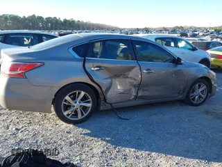2015 Nissan Altima SL with VIN 1N4AL3AP9FN405848, listed as a IAAI auction lot 41304427 with 173,121 mi miles and . Bid and sale history available at DreamBid. Image 13.