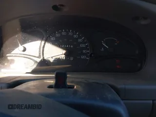 1999 Ford Escort SE с VIN 1FAFP13P6XW161079, выставлен на аукционе IAAI как лот 41230172 с пробегом 121 419 миль миль и . История ставок и продаж доступна на DreamBid. Изображение 7.