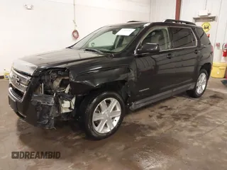2011 GMC Terrain SLT-1 z VIN 2CTALUEC2B6472429, wystawiony jako IAAI lot #42604083 z przebiegiem 187 766 mil mil oraz . Historia ofert i sprzedaży dostępna na DreamBid. Obrazek 2.