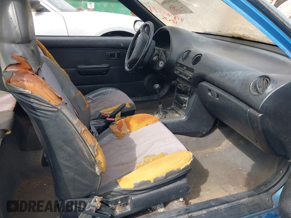 1992 Toyota Tercel z VIN JT2EL46B0N0239559, wystawiony jako IAAI lot #41890594 z przebiegiem 210 767 mil mil oraz . Historia ofert i sprzedaży dostępna na DreamBid. Obrazek 5.