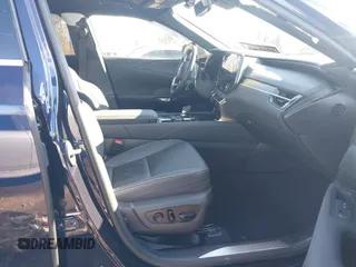 2024 Lexus RX 350h z VIN 2T2BBMCA7RC051251, wystawiony jako IAAI lot #41206305 z przebiegiem 4 876 mil mil oraz . Historia ofert i sprzedaży dostępna na DreamBid. Obrazek 5.