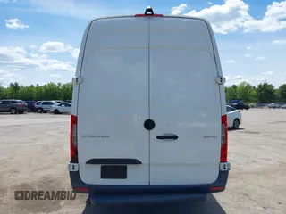 2021 Mercedes-Benz Sprinter Cargo z VIN W1Y40CHY6MT044646, wystawiony jako IAAI lot #42071297 z przebiegiem 162 619 mil mil oraz . Historia ofert i sprzedaży dostępna na DreamBid. Obrazek 16.