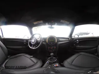 2016 MINI Convertible z VIN WMWWG5C51G3A81075, wystawiony jako IAAI lot #41681717 z przebiegiem 54 956 mil mil oraz . Historia ofert i sprzedaży dostępna na DreamBid. Obrazek 18.