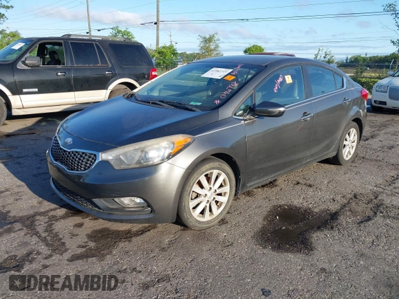 2014 Kia Forte EX with VIN KNAFX4A81E5046798, listed as a IAAI auction lot 41982719 with 141,138 mi miles. Bid and sale history available at carsss.com. Image 2.
