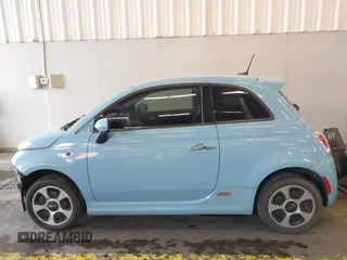 2017 FIAT 500e with VIN 3C3CFFGE7HT546071, listed as a IAAI auction lot 40858363 with 37,454 mi miles. Bid and sale history available at carsss.com. Image 15.