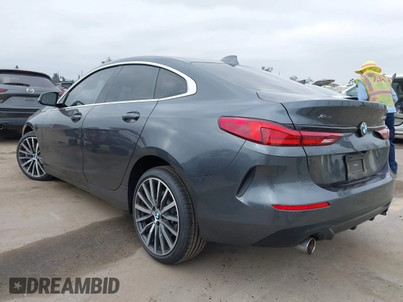 2021 BMW 2 Series 228i xDrive z VIN WBA73AK02M7H54202, wystawiony jako IAAI lot #42174722 z przebiegiem 44 109 mil mil oraz . Historia ofert i sprzedaży dostępna na DreamBid. Obrazek 3.