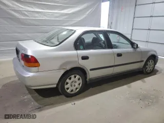 1998 Honda Civic LX with VIN 2HGEJ6675WH554442, listed as a Copart auction lot 53257865 with 104,597 mi miles and Clean Title. Bid and sale history available at carsss.com. Image 3.