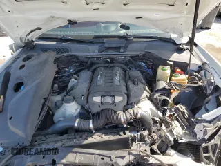 2015 Porsche Cayenne Turbo z VIN WP1AC2A21FLA81202, wystawiony jako Copart lot #45562605 z przebiegiem 72 979 mil mil oraz Szkoda całkowita • Salvage title. Historia ofert i sprzedaży dostępna na DreamBid. Obrazek 12.