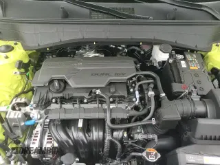 2025 Hyundai Kona SE с VIN KM8HACAB0SU299434, выставлен на аукционе Copart как лот 62420975 с пробегом 1 247 миль миль и Списание • Salvage title. История ставок и продаж доступна на DreamBid. Изображение 17.