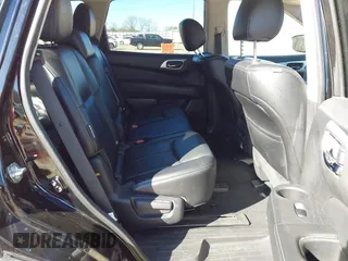 2020 Nissan Pathfinder SL with VIN 5N1DR2CN5LC577504, listed as a IAAI auction lot 41332874 with 82,308 mi miles. Bid and sale history available at carsss.com. Image 8.