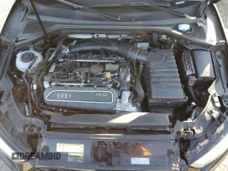 2018 Audi RS 3 z VIN WUABWGFF6J1903375, wystawiony jako Copart lot #49492155 z przebiegiem 62 838 mil mil oraz Szkoda całkowita • Salvage title. Historia ofert i sprzedaży dostępna na DreamBid. Obrazek 11.
