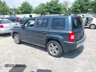 2007 Jeep Patriot Limited with VIN 1J8FT48W37D285614, listed as a IAAI auction lot 42616625 with 113,502 mi miles and . Bid and sale history available at DreamBid. Image 3.