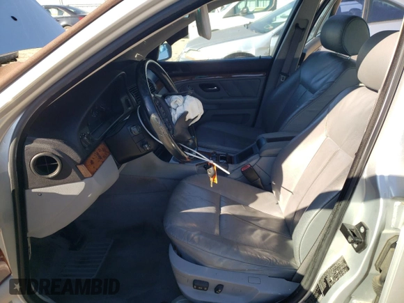 2003 BMW 5 Series 525iA with VIN WBADT434X3G024331, listed as a Copart auction lot 77311334 with 246,822 mi miles and Salvage Title. Bid and sale history available at carsss.com. Image 7.
