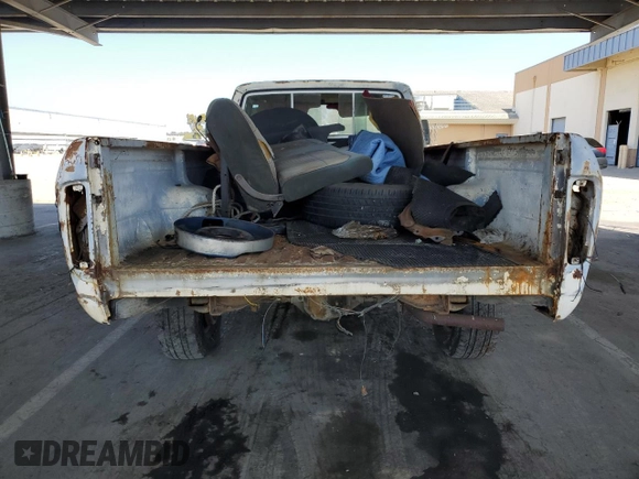 1976 Ford F-250 z VIN F25JRB81094, wystawiony jako Copart lot #55358685 z przebiegiem 7 481 mil mil oraz Szkoda całkowita • Salvage title. Historia ofert i sprzedaży dostępna na DreamBid. Obrazek 6.