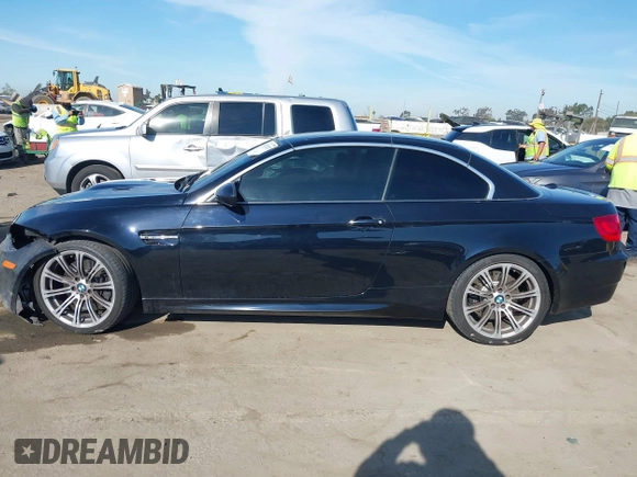2013 BMW M3 z VIN WBSDX9C5XDE786092, wystawiony jako IAAI lot #41871257 z przebiegiem 61 075 mil mil oraz . Historia ofert i sprzedaży dostępna na DreamBid. Obrazek 15.