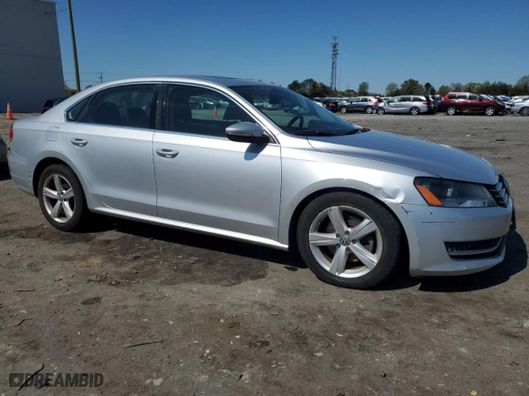 2012 Volkswagen Passat SE w/Sunroof with VIN 1VWBH7A34CC031724, listed as a Copart auction lot 52285705 with 85,593 mi miles and Clean Title. Bid and sale history available at carsss.com. Image 4.