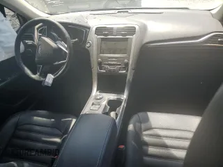 2020 Ford Fusion SEL с VIN 3FA6P0CD4LR148327, выставлен на аукционе Copart как лот 55099855 с пробегом Не указан миль и Списание • Salvage title. История ставок и продаж доступна на DreamBid. Изображение 8.