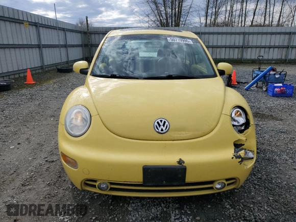 2005 Volkswagen New Beetle Coupe GLS with VIN 3VWCK31C35M412352, listed as a Copart auction lot 50719995 with 110,502 mi miles and Salvage Title. Bid and sale history available at carsss.com. Image 5.
