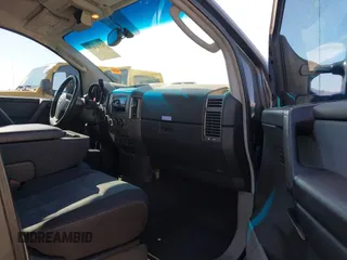 2004 Nissan Titan LE with VIN 1N6AA07A14N541998, listed as a IAAI auction lot 42304039 with 189,533 mi miles and . Bid and sale history available at DreamBid. Image 5.