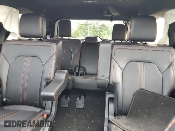 2024 Ford Expedition Timberline z VIN 1FMJU1RG0REA17472, wystawiony jako Copart lot #68238424 z przebiegiem Nie podano mil oraz Szkoda całkowita • Salvage title. Historia ofert i sprzedaży dostępna na DreamBid. Obrazek 10.