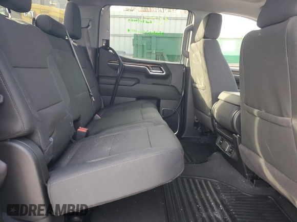 2025 Chevrolet Silverado 1500 with VIN 3GCPKKEK1SG119365, listed as a Copart auction lot 43724235 with 3,439 mi miles and Salvage Title. Bid and sale history available at DreamBid. Image 10.