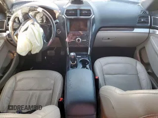 2018 Ford Explorer Limited z VIN 1FM5K7F83JGC70270, wystawiony jako Copart lot #59527435 z przebiegiem 92 104 mil mil oraz Nie do naprawy • Non repairable. Historia ofert i sprzedaży dostępna na DreamBid. Obrazek 8.