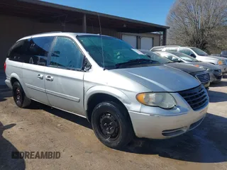 2006 Chrysler Town & Country LWB LX with VIN 1A4GP44R96B753172, listed as a IAAI auction lot 41779287 with 297,720 mi miles. Bid and sale history available at carsss.com. Image 1.