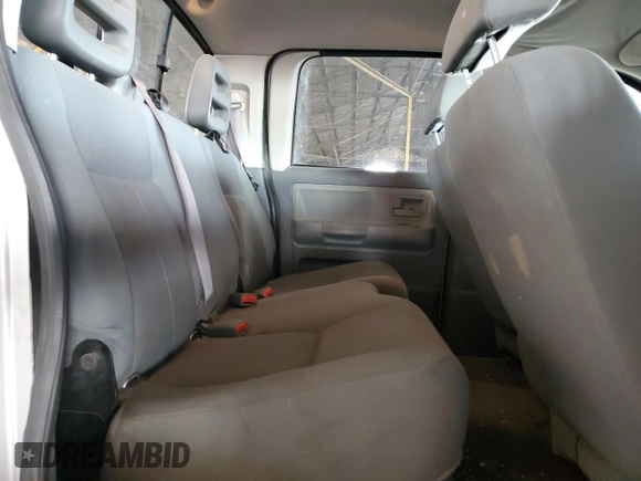2005 Dodge Dakota SLT with VIN 1D7HE48K15S112874, listed as a Copart auction lot 42560405 with 194,887 mi miles and Salvage Title. Bid and sale history available at DreamBid. Image 10.
