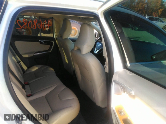 2017 Volvo XC60 Inscription z VIN YV449MRU6H2015037, wystawiony jako IAAI lot #40680824 z przebiegiem 55 400 mil mil oraz . Historia ofert i sprzedaży dostępna na DreamBid. Obrazek 8.