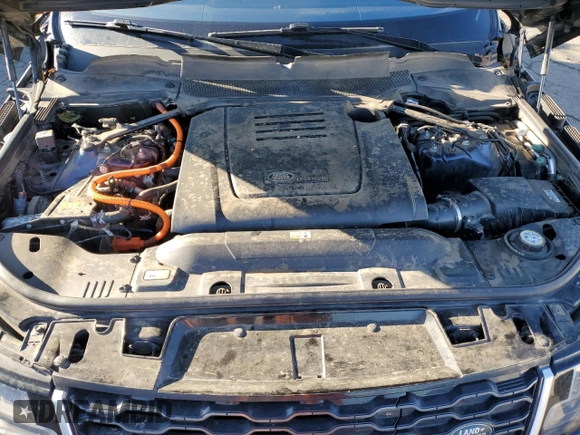 2020 Land Rover Range Rover with VIN SALWR2RY9LA722675, listed as a Copart auction lot 84241534 with 36,158 mi miles and Salvage title. Bid and sale history available at DreamBid. Image 11.