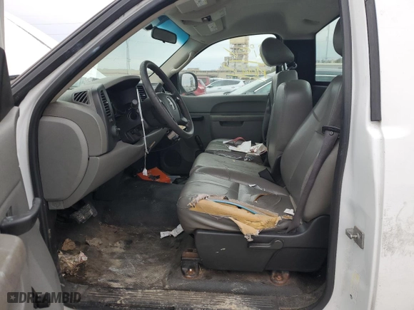 2011 Chevrolet Silverado 1500 Work Truck with VIN 1GCNCPEX8BZ272449, listed as a Copart auction lot 88584845 with 193,258 mi miles and Salvage Title. Bid and sale history available at carsss.com. Image 7.