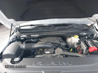 2022 Ram 1500 Big Horn z VIN 1C6SRFBT7NN375197, wystawiony jako IAAI lot #40824095 z przebiegiem 91 751 mil mil oraz . Historia ofert i sprzedaży dostępna na DreamBid. Obrazek 10.