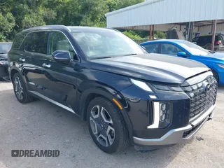 2024 Hyundai Palisade Limited z VIN KM8R5DGE9RU646608, wystawiony jako IAAI lot #42506228 z przebiegiem 54 895 mil mil oraz . Historia ofert i sprzedaży dostępna na DreamBid. Obrazek 1.