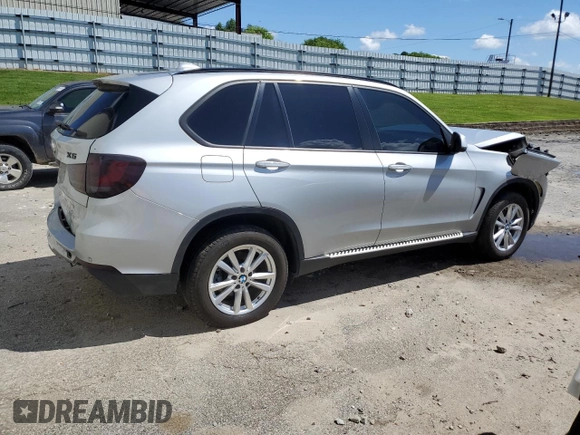 2015 BMW X5 xDrive35i z VIN 5UXKR0C52F0P12247, wystawiony jako Copart lot #54955465 z przebiegiem 87 315 mil mil oraz Szkoda całkowita • Salvage title. Historia ofert i sprzedaży dostępna na DreamBid. Obrazek 3.