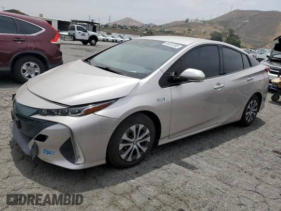 2020 Toyota Prius LE z VIN JTDKARFP6L3129457, wystawiony jako Copart lot #58416195 z przebiegiem 90 326 mil mil oraz Szkoda całkowita • Salvage title. Historia ofert i sprzedaży dostępna na DreamBid. Obrazek 1.