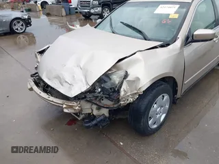 2005 Honda Accord LX with VIN 1HGCM56465A021298, listed as a IAAI auction lot 42474025 with 232,056 mi miles and . Bid and sale history available at DreamBid. Image 6.