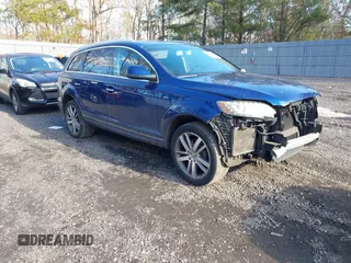 2015 Audi Q7 Premium Plus z VIN WA1LGAFE8FD025810, wystawiony jako IAAI lot #41498435 z przebiegiem 134 662 mil mil oraz . Historia ofert i sprzedaży dostępna na DreamBid. Obrazek 1.