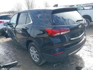 2022 Chevrolet Equinox LT with VIN 3GNAXKEV4NL280121, listed as a IAAI auction lot 41686554 with 13,666 mi miles. Bid and sale history available at carsss.com. Image 3.