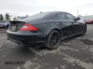 2006 Mercedes-Benz CLS-Class AMG with VIN WDDDJ76X06A053947, listed as a Copart auction lot 71256224 with 155,597 mi miles and Salvage Title. Bid and sale history available at carsss.com. Image 3.
