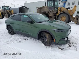 2024 Ford Mustang Mach-E Select z VIN 3FMTK1SU4RMA36857, wystawiony jako Copart lot #50337845 z przebiegiem 152 mil mil oraz Szkoda całkowita • Salvage title. Historia ofert i sprzedaży dostępna na DreamBid. Obrazek 4.