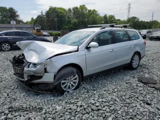 2008 Volkswagen Passat z VIN WVWXK73C78E208530, wystawiony jako Copart lot #54888385 z przebiegiem Nie podano mil oraz Szkoda całkowita • Salvage title. Historia ofert i sprzedaży dostępna na DreamBid. Obrazek 1.