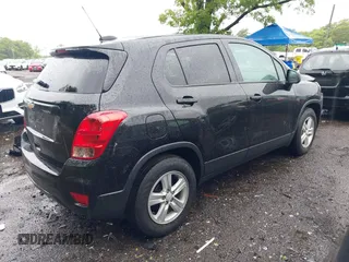 2021 Chevrolet Trax LS с VIN KL7CJKSB2MB312199, выставлен на аукционе IAAI как лот 42312050 с пробегом 42 471 миль миль и . История ставок и продаж доступна на DreamBid. Изображение 4.