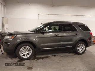 2018 Ford Explorer XLT z VIN 1FM5K8D83JGB43172, wystawiony jako IAAI lot #42337827 z przebiegiem 113 730 mil mil oraz . Historia ofert i sprzedaży dostępna na DreamBid. Obrazek 15.