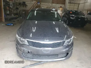 2018 Kia Optima LX z VIN KNAGT4L3XJ5217205, wystawiony jako Copart lot #58504425 z przebiegiem 103 466 mil mil oraz Szkoda całkowita • Salvage title. Historia ofert i sprzedaży dostępna na DreamBid. Obrazek 5.