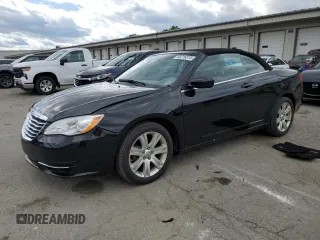 2013 Chrysler 200 Touring z VIN 1C3BCBEG3DN508705, wystawiony jako Copart lot #58216515 z przebiegiem 83 154 mil mil oraz Tytuł czysty. Historia ofert i sprzedaży dostępna na DreamBid. Obrazek 1.