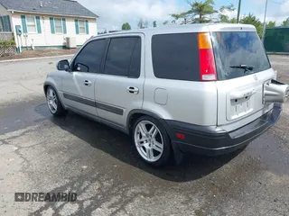 1997 Honda CR-V z VIN JHLRD1848VC057743, wystawiony jako IAAI lot #42259350 z przebiegiem 218 641 mil mil oraz . Historia ofert i sprzedaży dostępna na DreamBid. Obrazek 3.