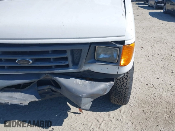 2006 Ford Econoline Cargo with VIN 1FTRE14W06HA83095, listed as a IAAI auction lot 42329493 with 189,119 mi miles and . Bid and sale history available at DreamBid. Image 6.
