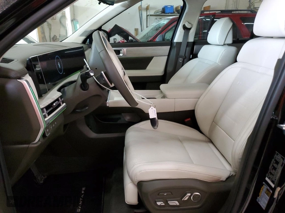 2024 Hyundai Santa Fe Calligraphy with VIN 5NMP5DGL5RH031863, listed as a Copart auction lot 49506265 with 3,817 mi miles and Salvage title. Bid and sale history available at DreamBid. Image 7.