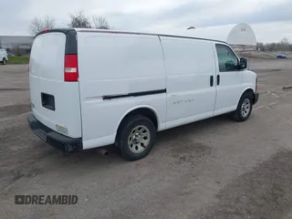 2014 Chevrolet Express Cargo Van with VIN 1GCSGAFX1E1118221, listed as a IAAI auction lot 41832544 with 310,914 mi miles. Bid and sale history available at carsss.com. Image 4.